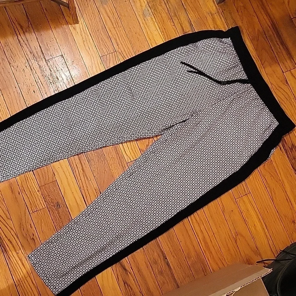 DKNYC Drawstring printed pant size medium. EUC.‎ - Picture 3 of 9